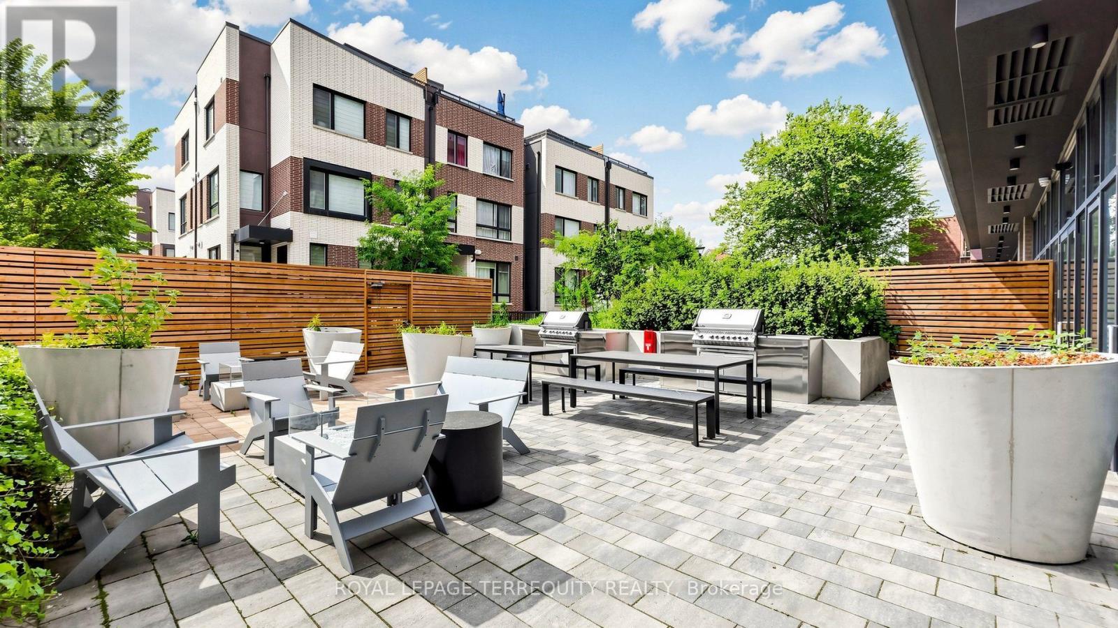 417 - 1808 St Clair Avenue W, Toronto, Ontario  M6N 0C1 - Photo 35 - W13860762
