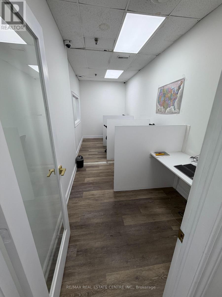 12 - 5266 General Rd Road, Mississauga, Ontario  L4W 1G8 - Photo 12 - W13860764