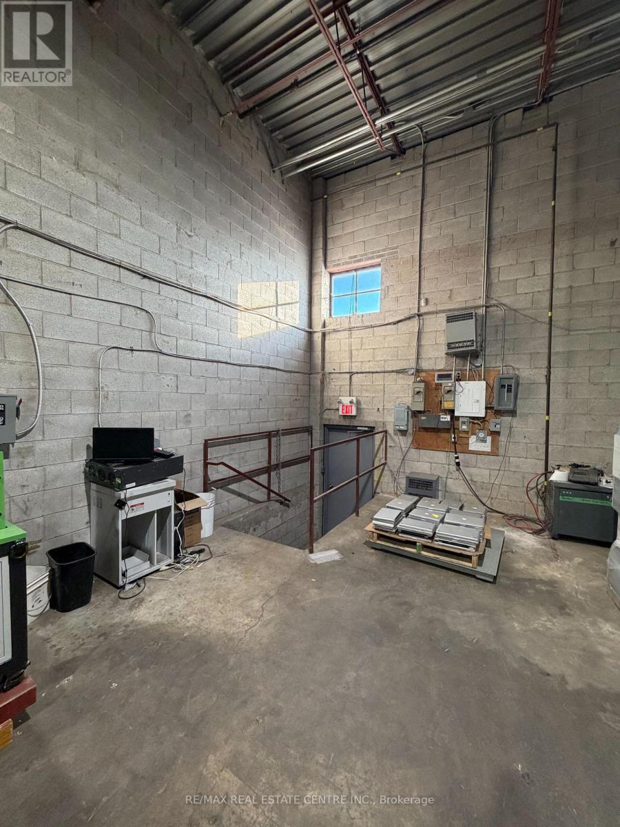 12 - 5266 General Rd Road, Mississauga, Ontario  L4W 1G8 - Photo 3 - W13860764