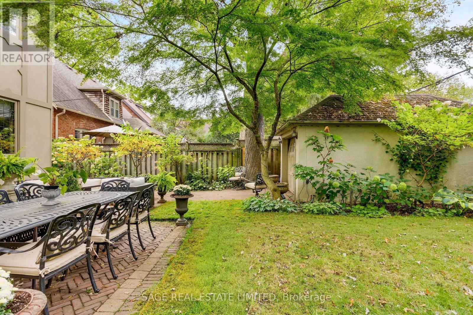 124 Brentwood Road N, Toronto, Ontario  M8X 2C6 - Photo 19 - W13860852