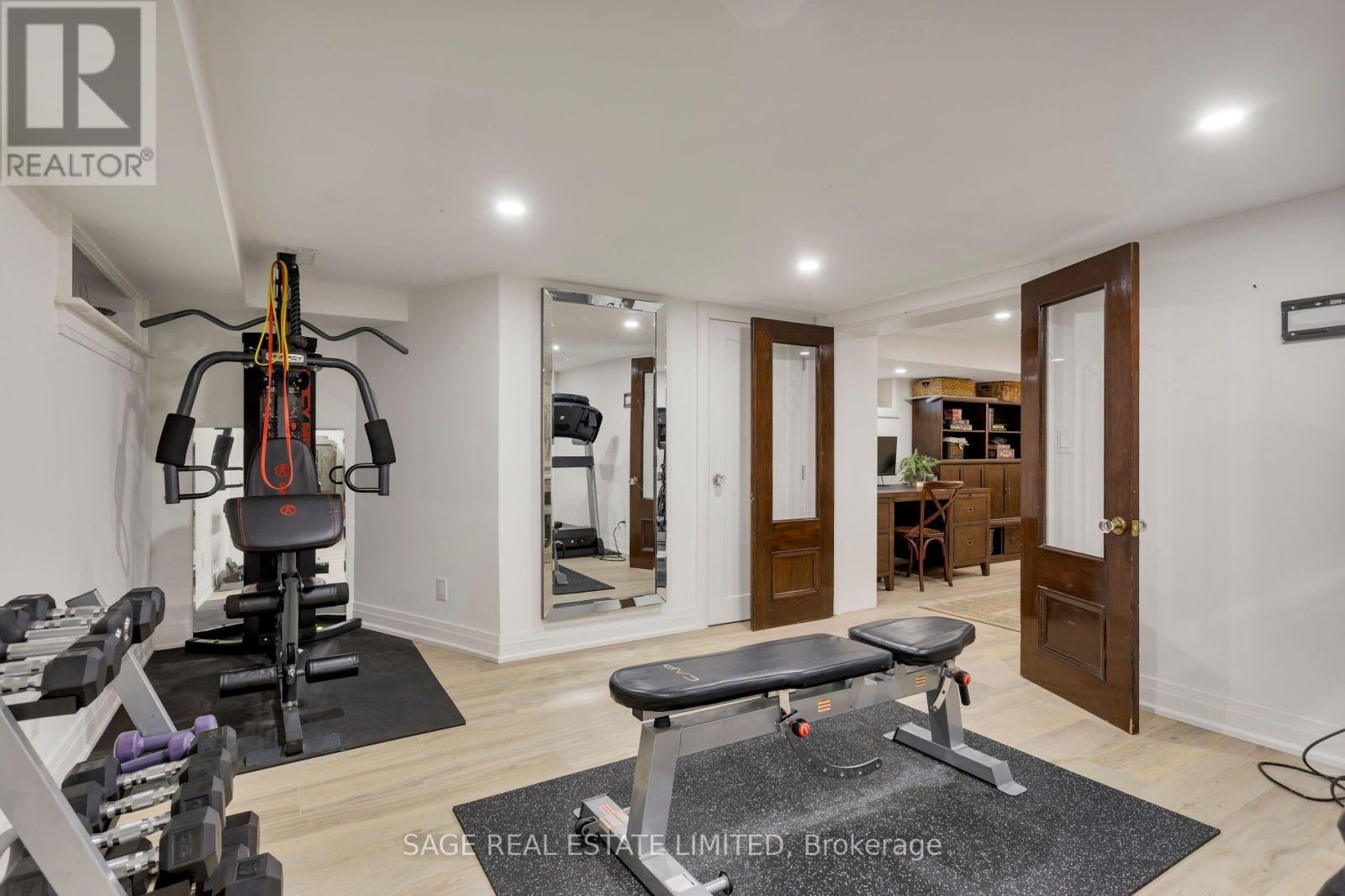 124 Brentwood Road N, Toronto, Ontario  M8X 2C6 - Photo 44 - W13860852