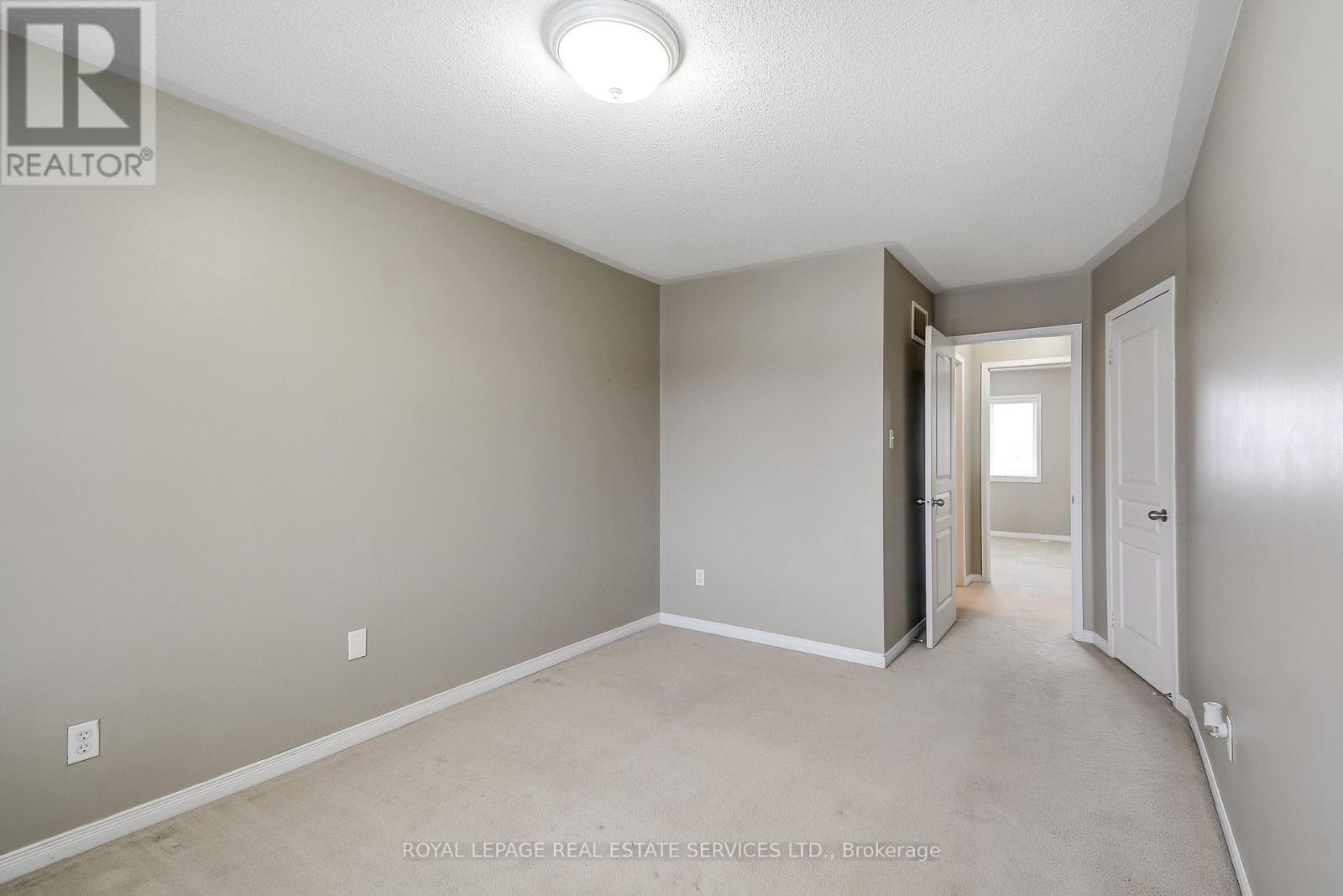 2353 Saddlecreek Crescent, Oakville, Ontario  L6M 5J7 - Photo 12 - W13860862