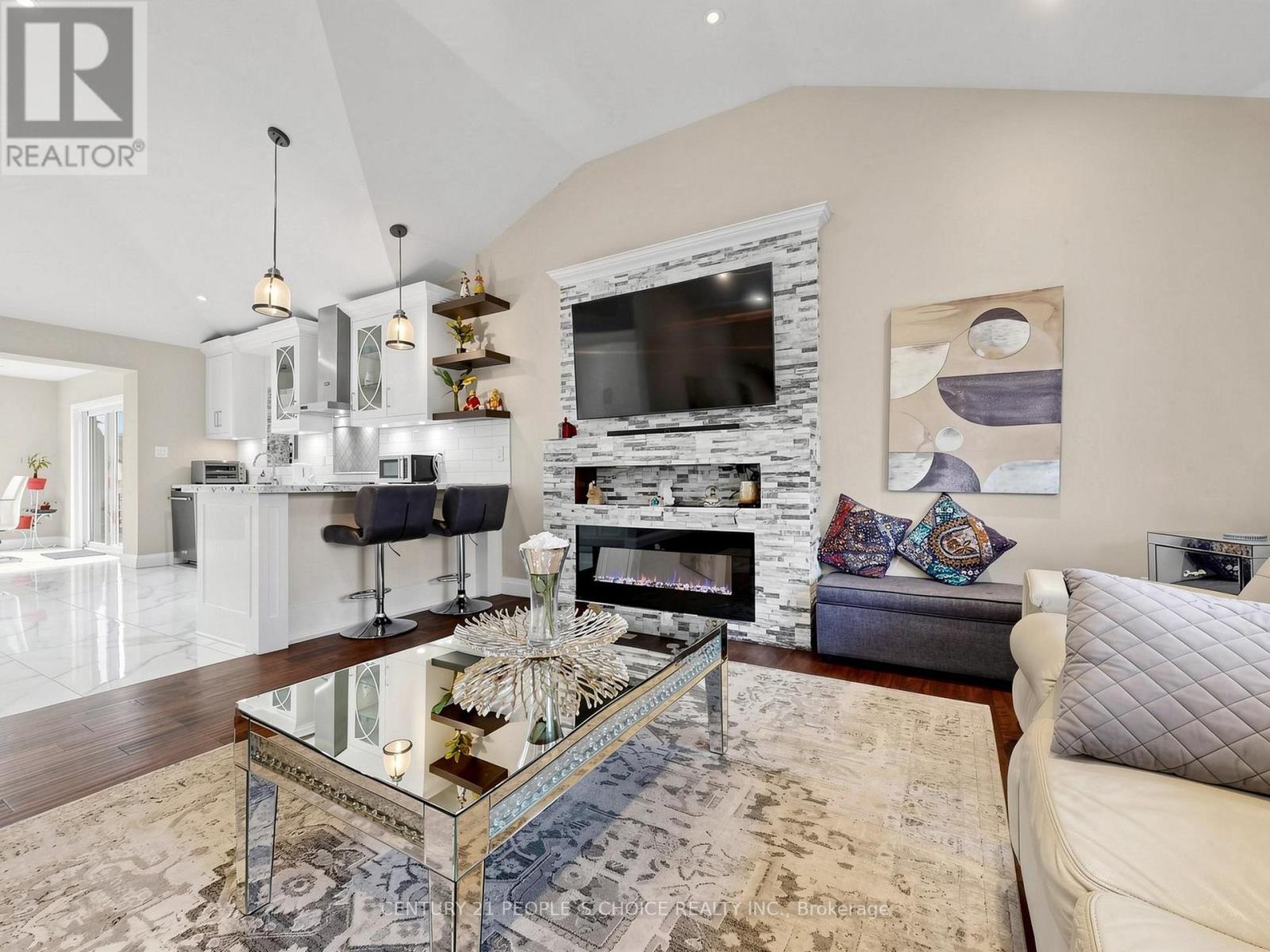 27 Matlock Avenue, Mississauga, Ontario  L5N 2P7 - Photo 8 - W13860916