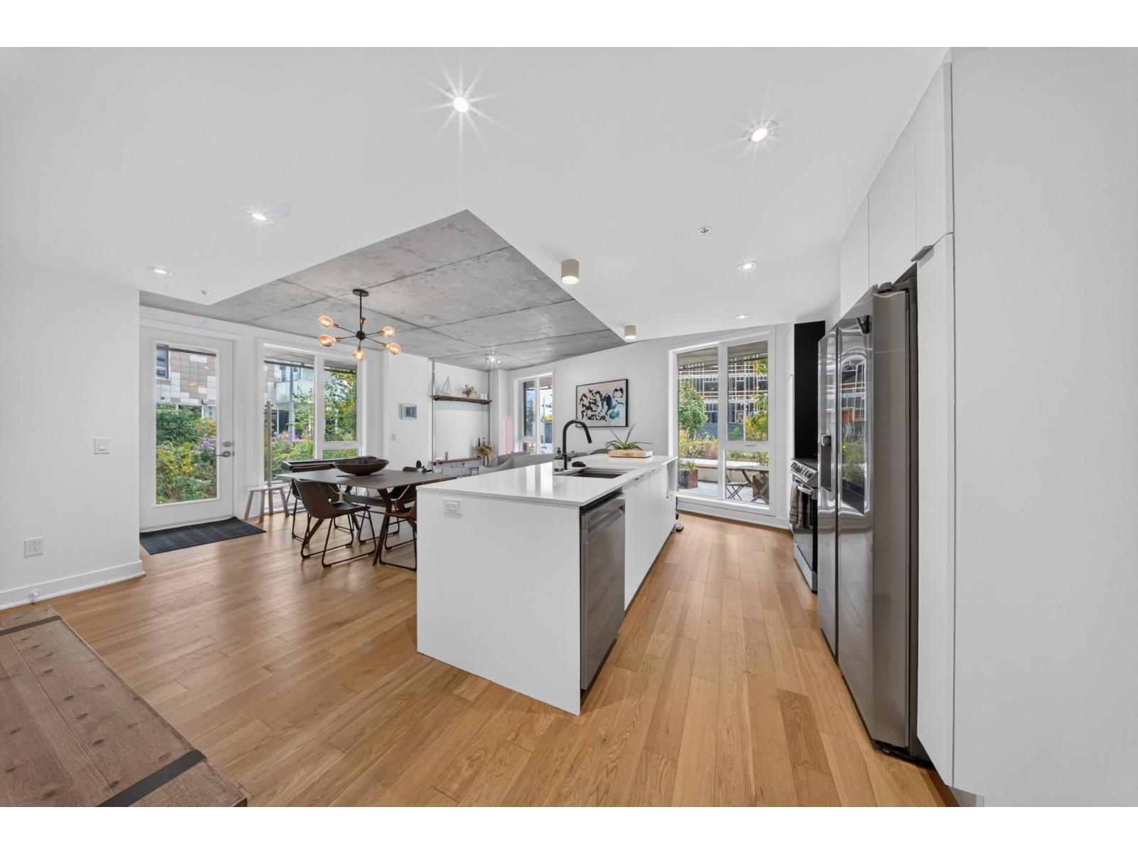 4240 Rue Augustin-Frigon|#118 Montréal (Rosemont/La Petite-Patrie) Quebec Canada H1Y0E4 3