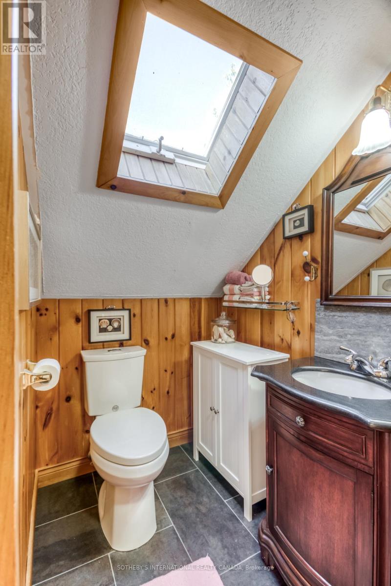 125 Lakeshore Road, Tehkummah, Ontario  P0P 2C0 - Photo 22 - X13860888