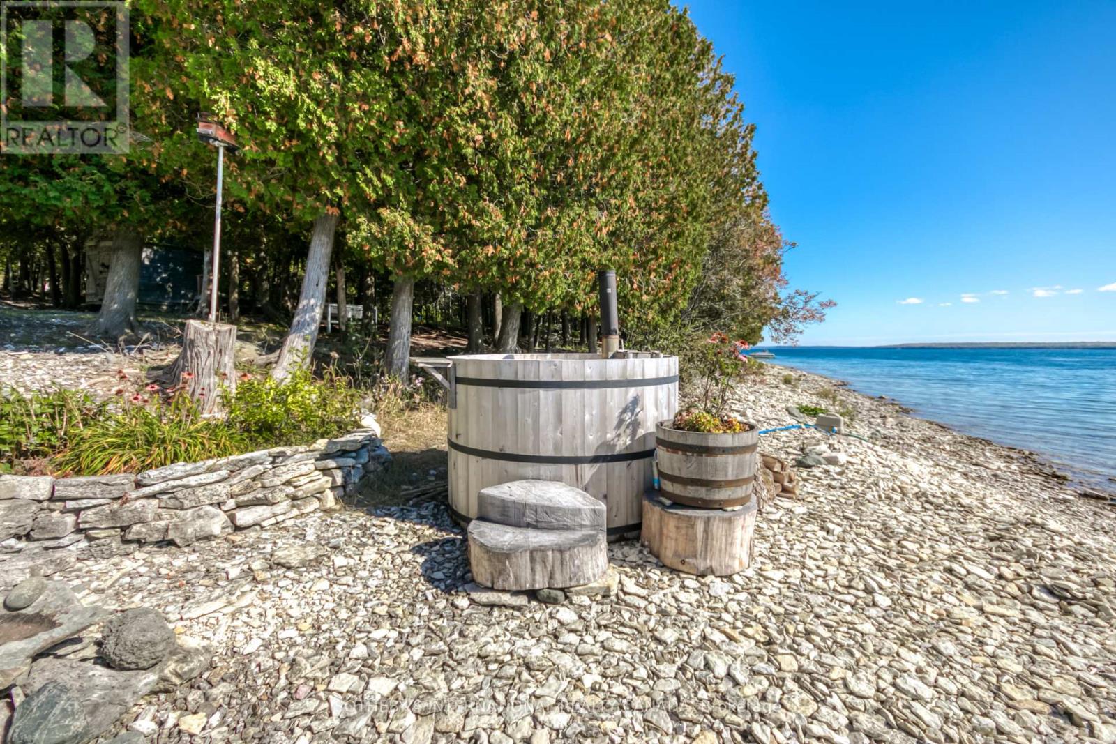 125 Lakeshore Road, Tehkummah, Ontario  P0P 2C0 - Photo 37 - X13860888
