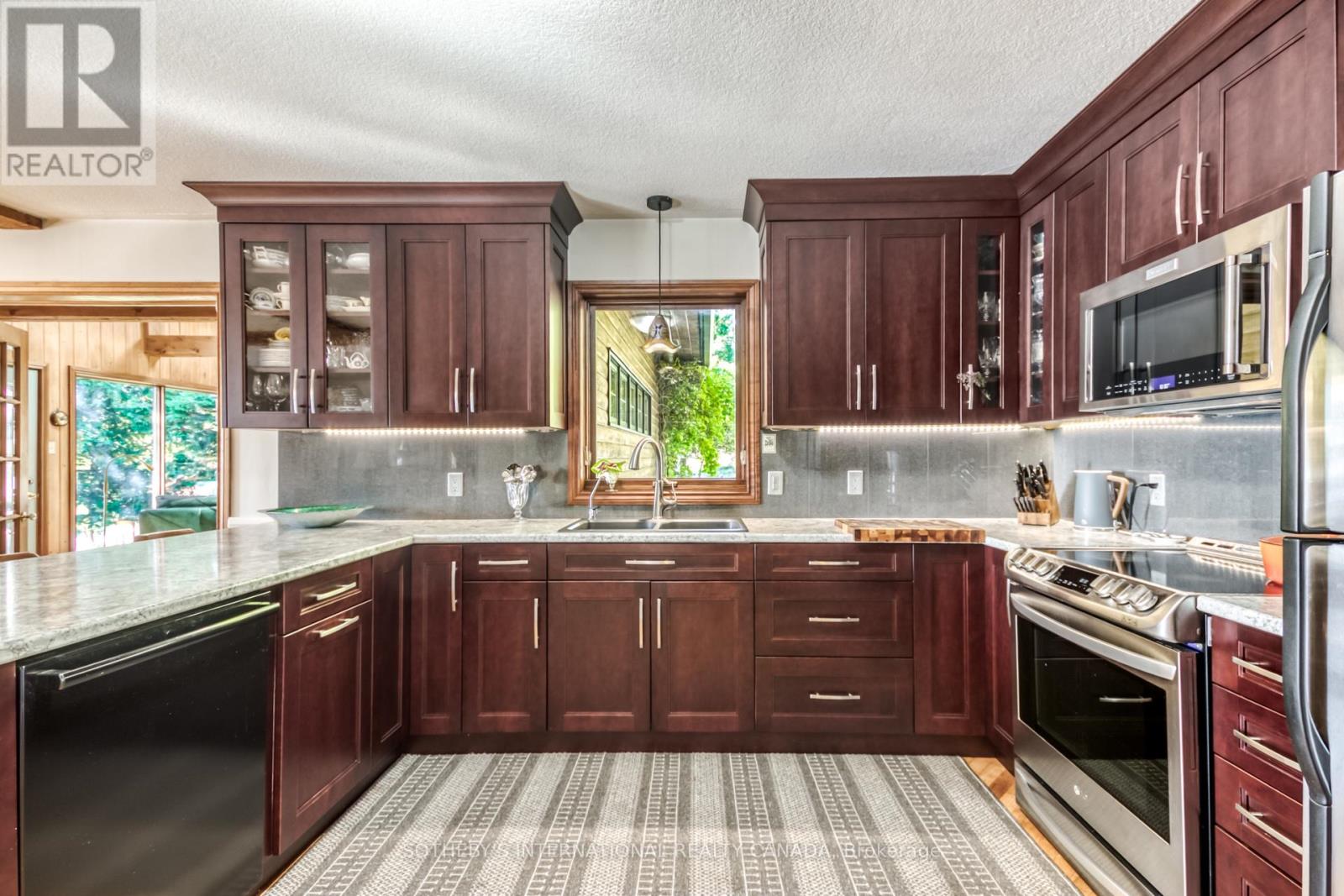 125 Lakeshore Road, Tehkummah, Ontario  P0P 2C0 - Photo 7 - X13860888
