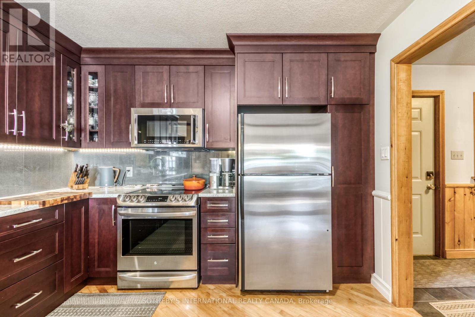 125 Lakeshore Road, Tehkummah, Ontario  P0P 2C0 - Photo 8 - X13860888