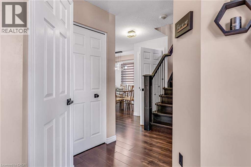 193 Mountain Laurel Crescent, Kitchener, Ontario  N2E 4B6 - Photo 5 - 40868836