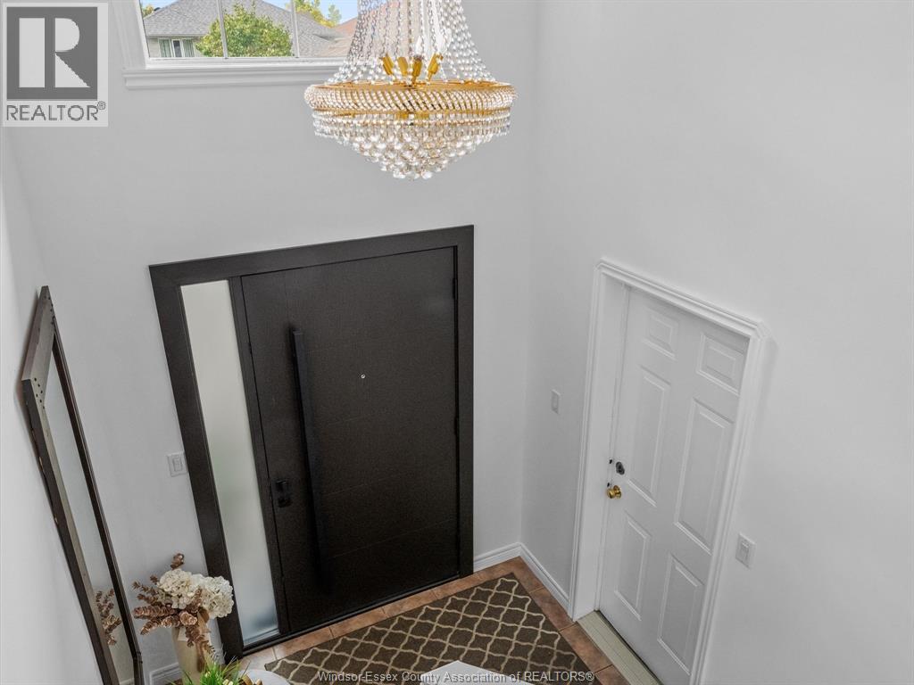 2408 Waterford Avenue, Windsor, Ontario  N8P 1S1 - Photo 5 - 26024406