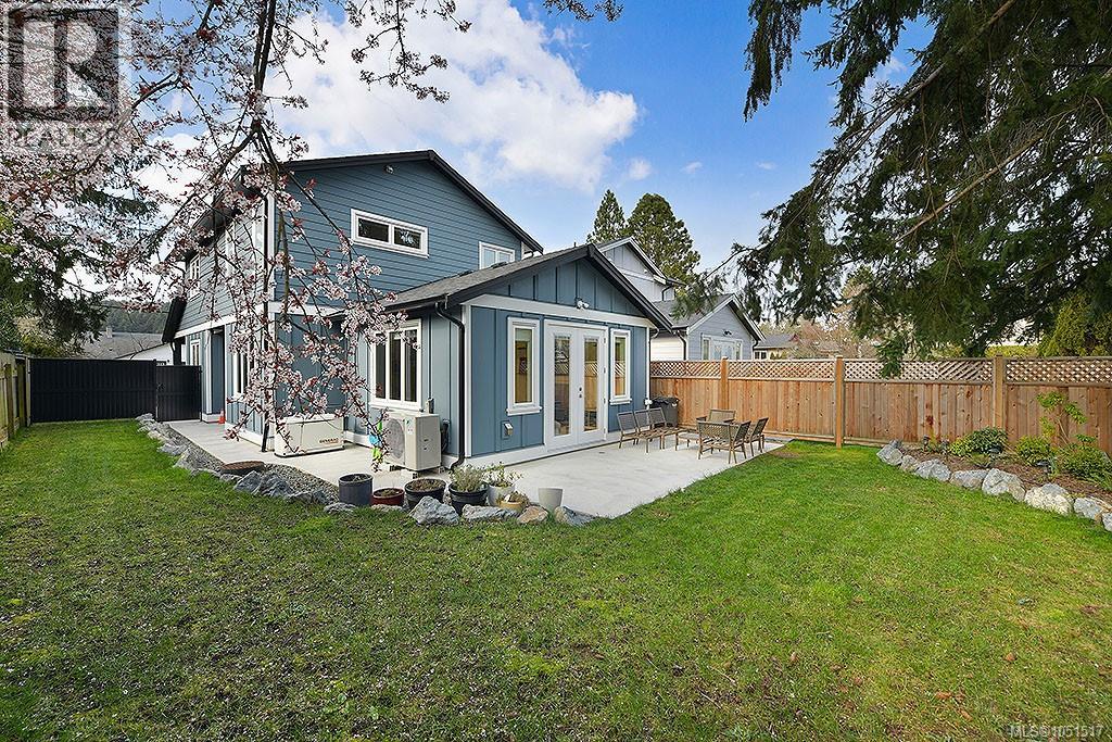 4317 Majestic Dr