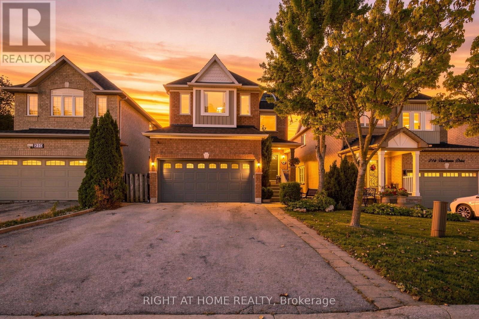 212 BACHMAN DRIVE, Vaughan, Ontario