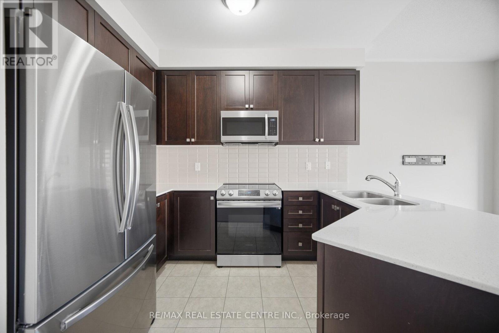 57 Benhurst Crescent, Brampton, Ontario  L7A 0B7 - Photo 10 - W13614242
