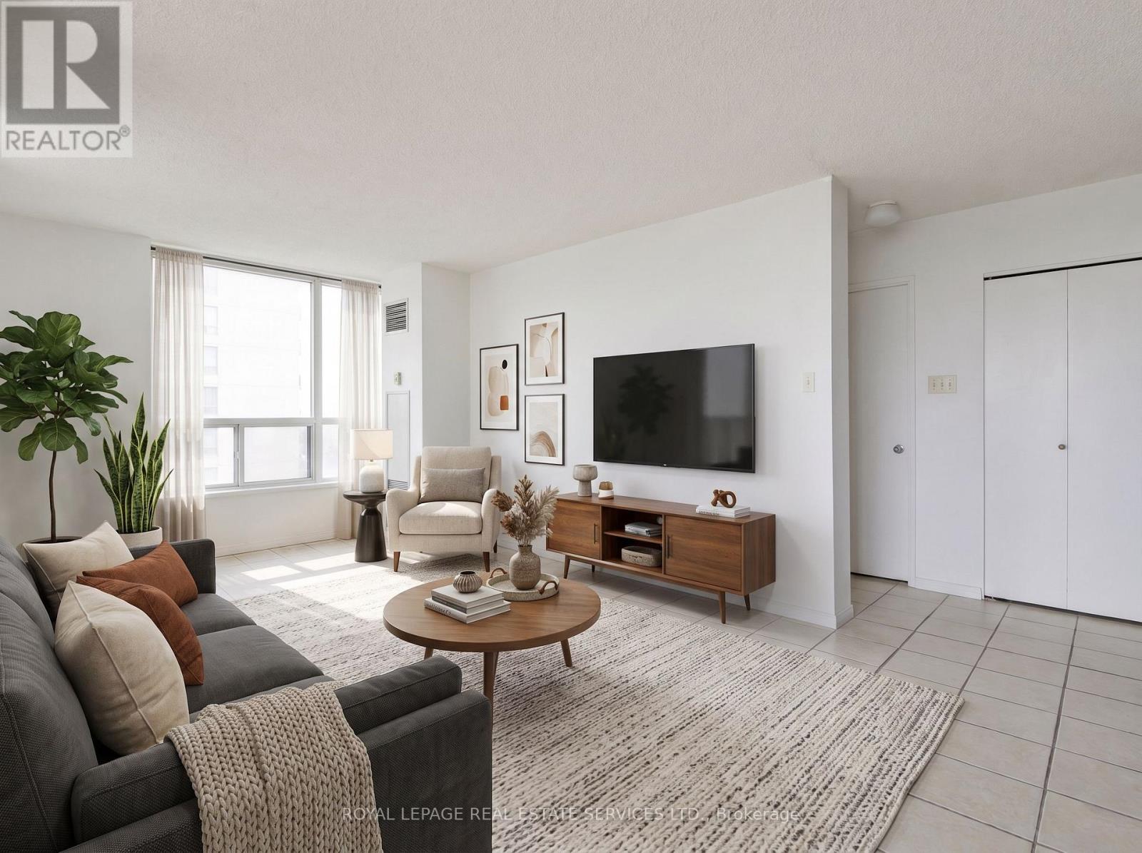 1212 - 75 King Street E, Mississauga, Ontario  L5A 4G5 - Photo 2 - W13712324
