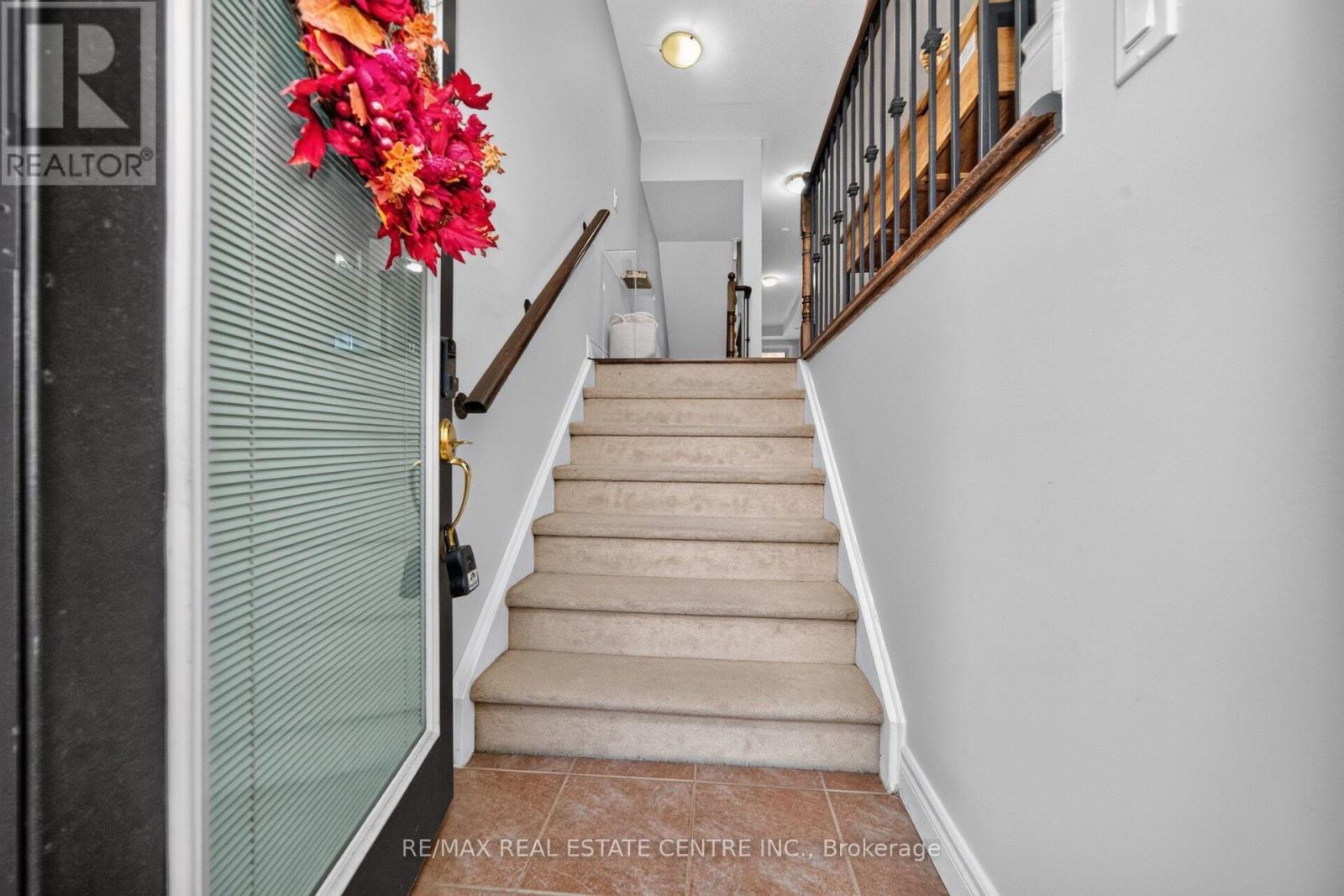 6 - 3335 Thomas Street E, Mississauga, Ontario  L5M 0P7 - Photo 4 - W13854740