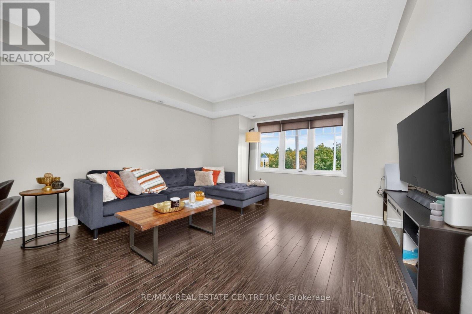 6 - 3335 Thomas Street E, Mississauga, Ontario  L5M 0P7 - Photo 5 - W13854740