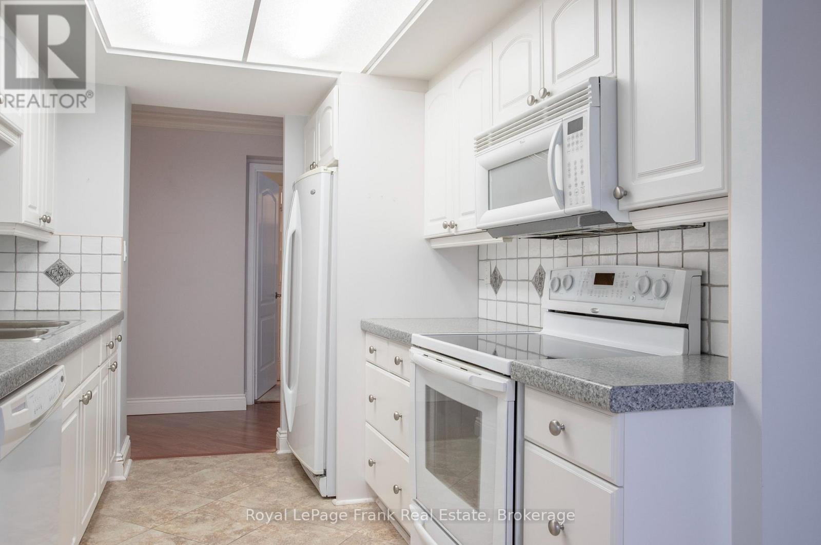 213 - 712 Rossland Road E, Whitby, Ontario  L1N 9E8 - Photo 12 - E13861102