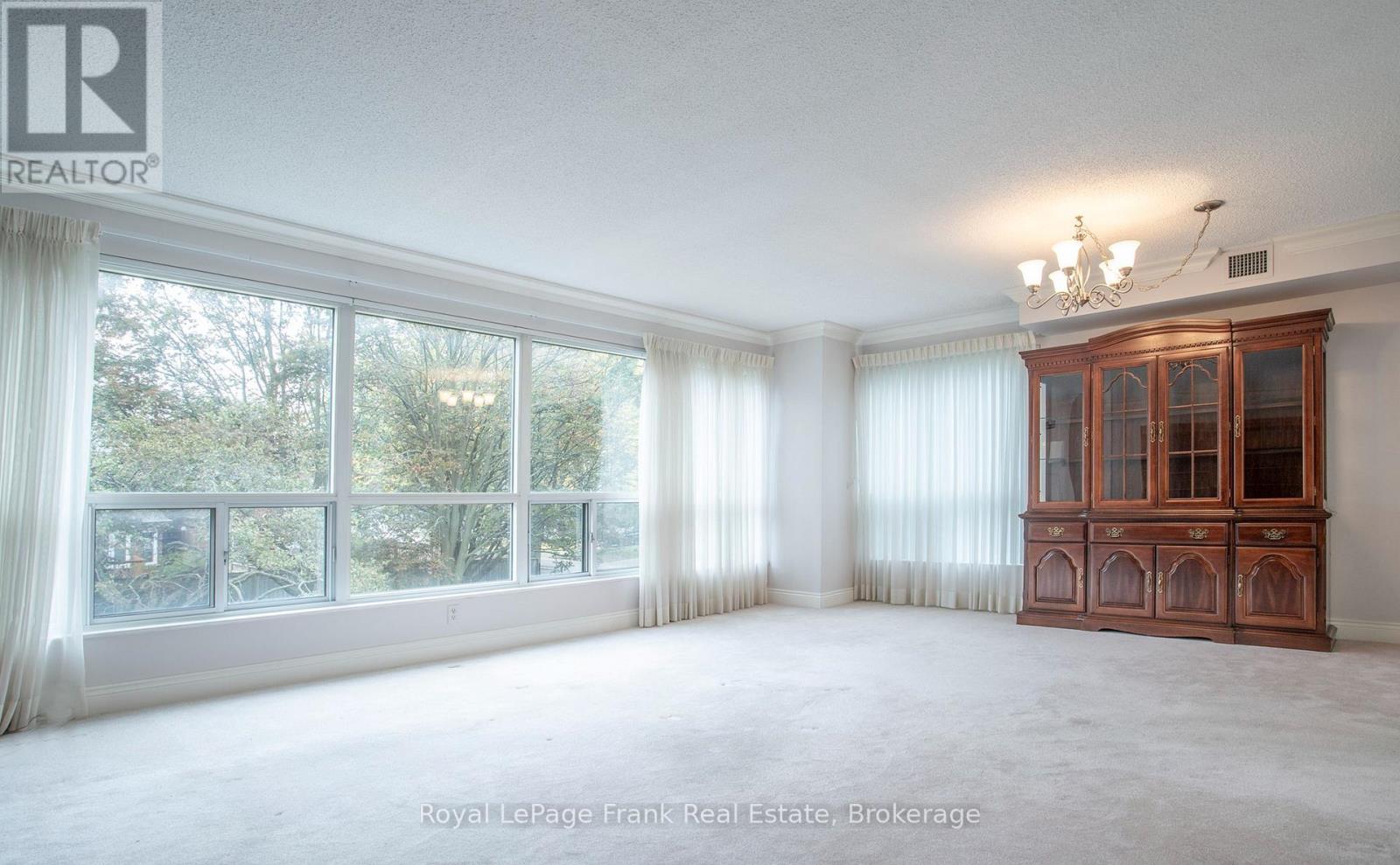 213 - 712 Rossland Road E, Whitby, Ontario  L1N 9E8 - Photo 7 - E13861102