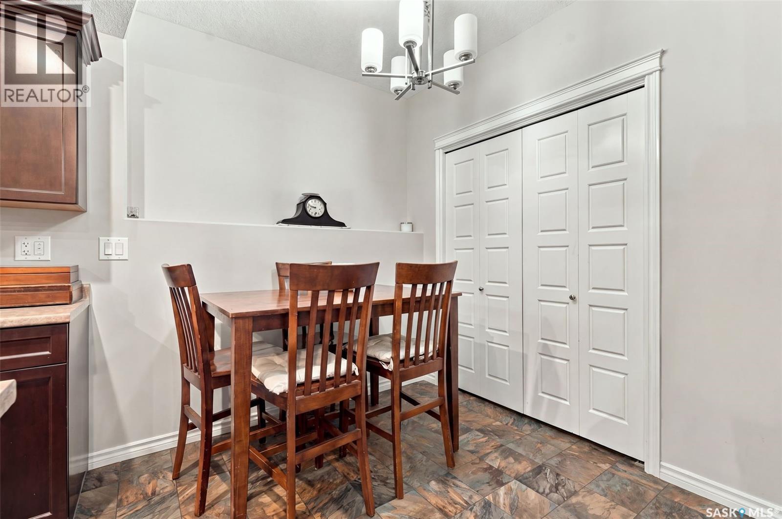 919 Kolynchuk Bend, Saskatoon, Saskatchewan  S7T 0V9 - Photo 32 - SK050317