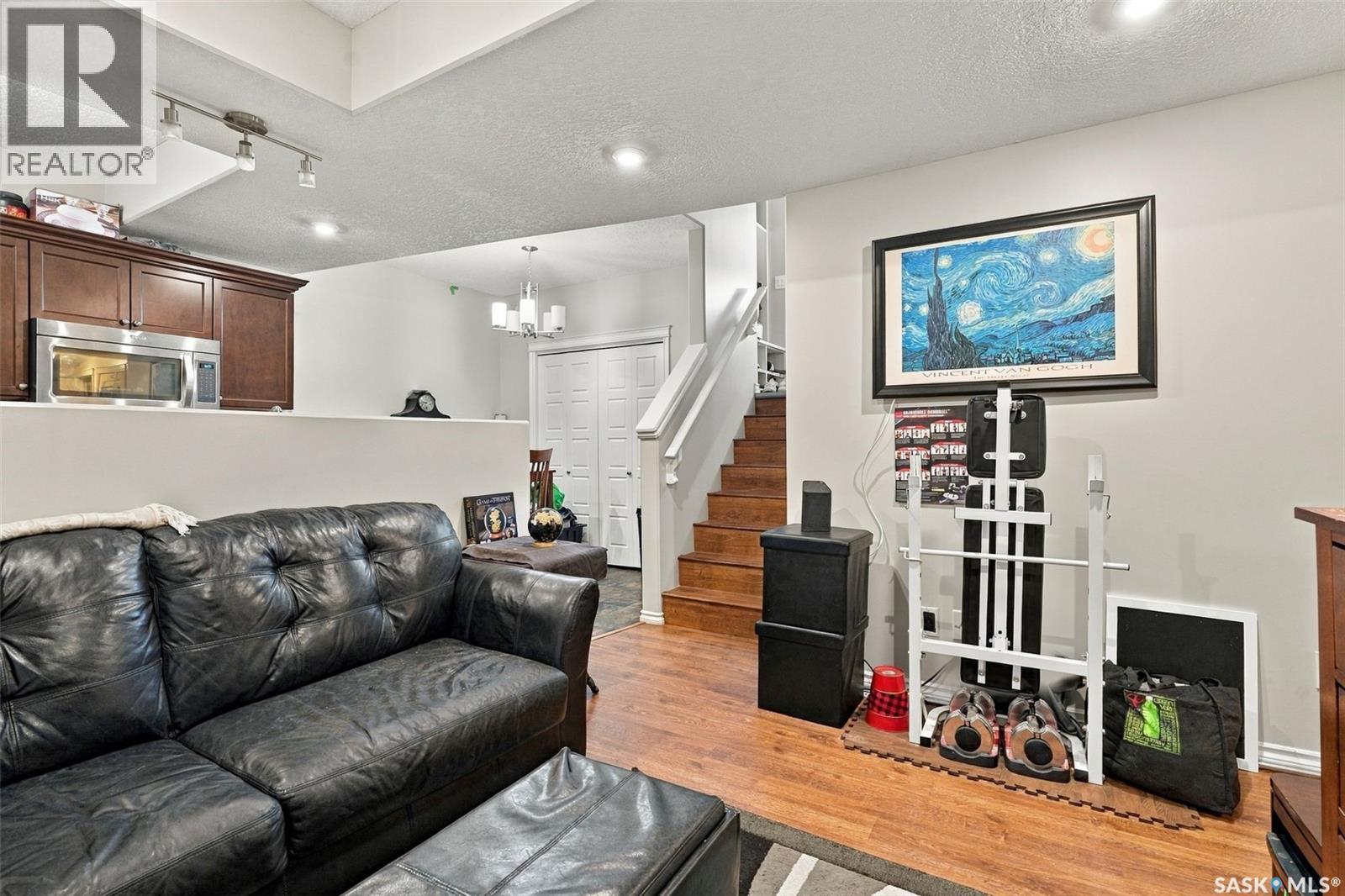 919 Kolynchuk Bend, Saskatoon, Saskatchewan  S7T 0V9 - Photo 46 - SK050317