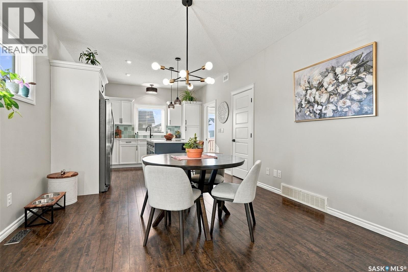 919 Kolynchuk Bend, Saskatoon, Saskatchewan  S7T 0V9 - Photo 7 - SK050317