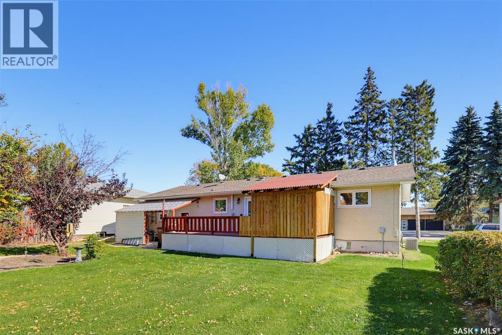 313 4th Avenue, Cudworth, Saskatchewan  S0K 1B0 - Photo 37 - SK050311