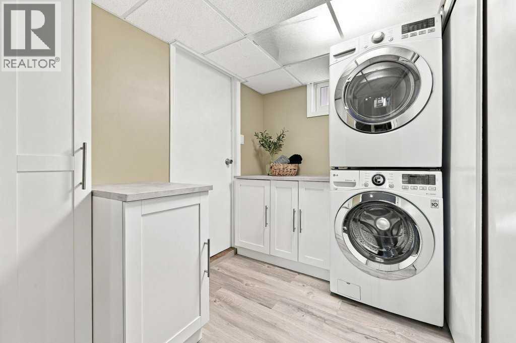 6051 Dalgetty Drive NW, Calgary, Alberta  T3A 1J4 - Photo 37 - A2320900