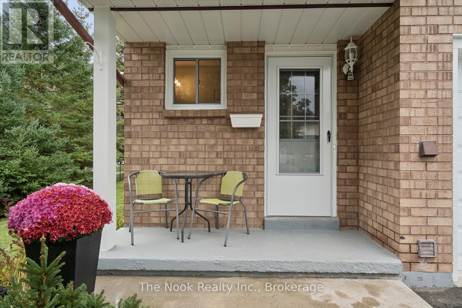 2 Century Boulevard, Cavan Monaghan, Ontario  L0A 1G0 - Photo 2 - X13861144