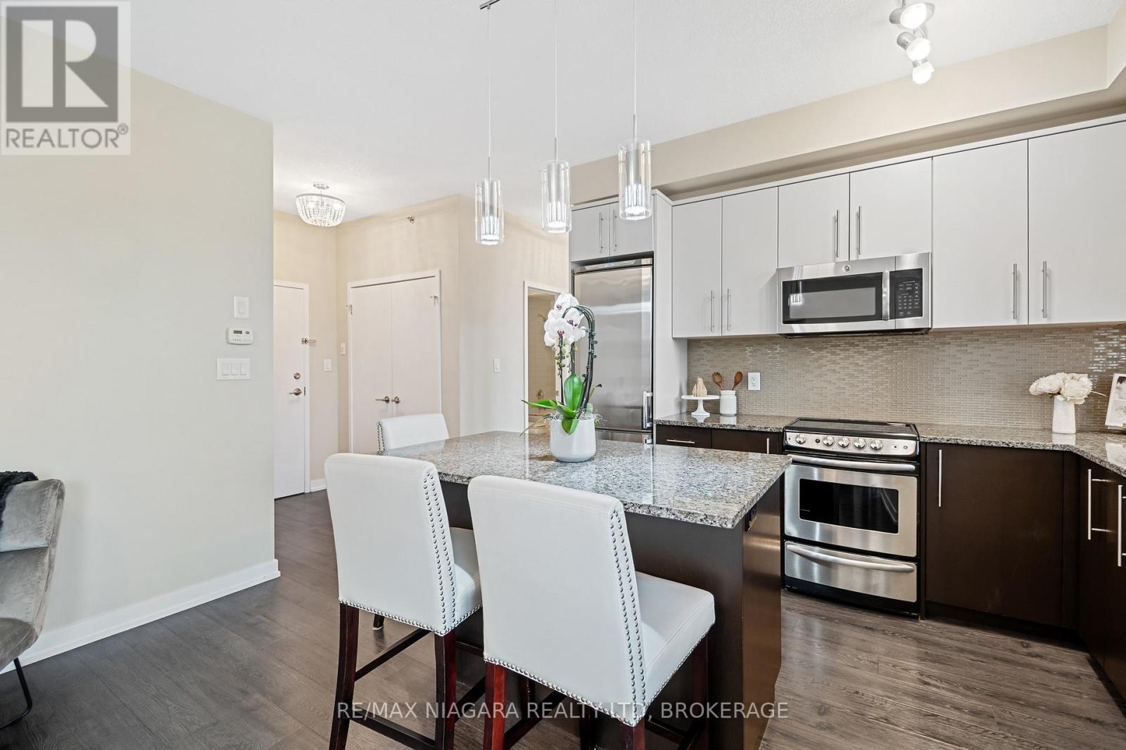 411 - 520 North Service Road, Grimsby, Ontario  L3M 4E8 - Photo 11 - X13860920