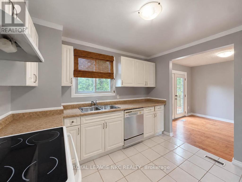 51 Stanmary Drive, St. Catharines, Ontario  L2N 5T6 - Photo 9 - X13861108