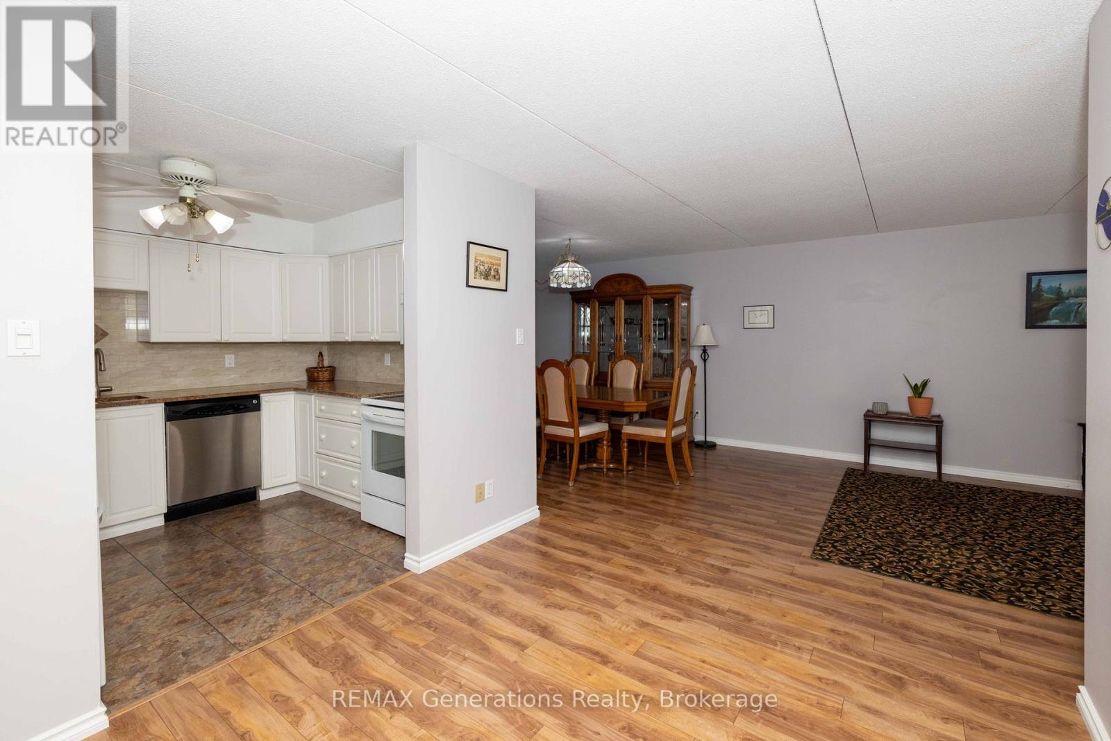 207 - 800 Gordon Street, Thunder Bay, Ontario  P7E 6N8 - Photo 2 - X13860940