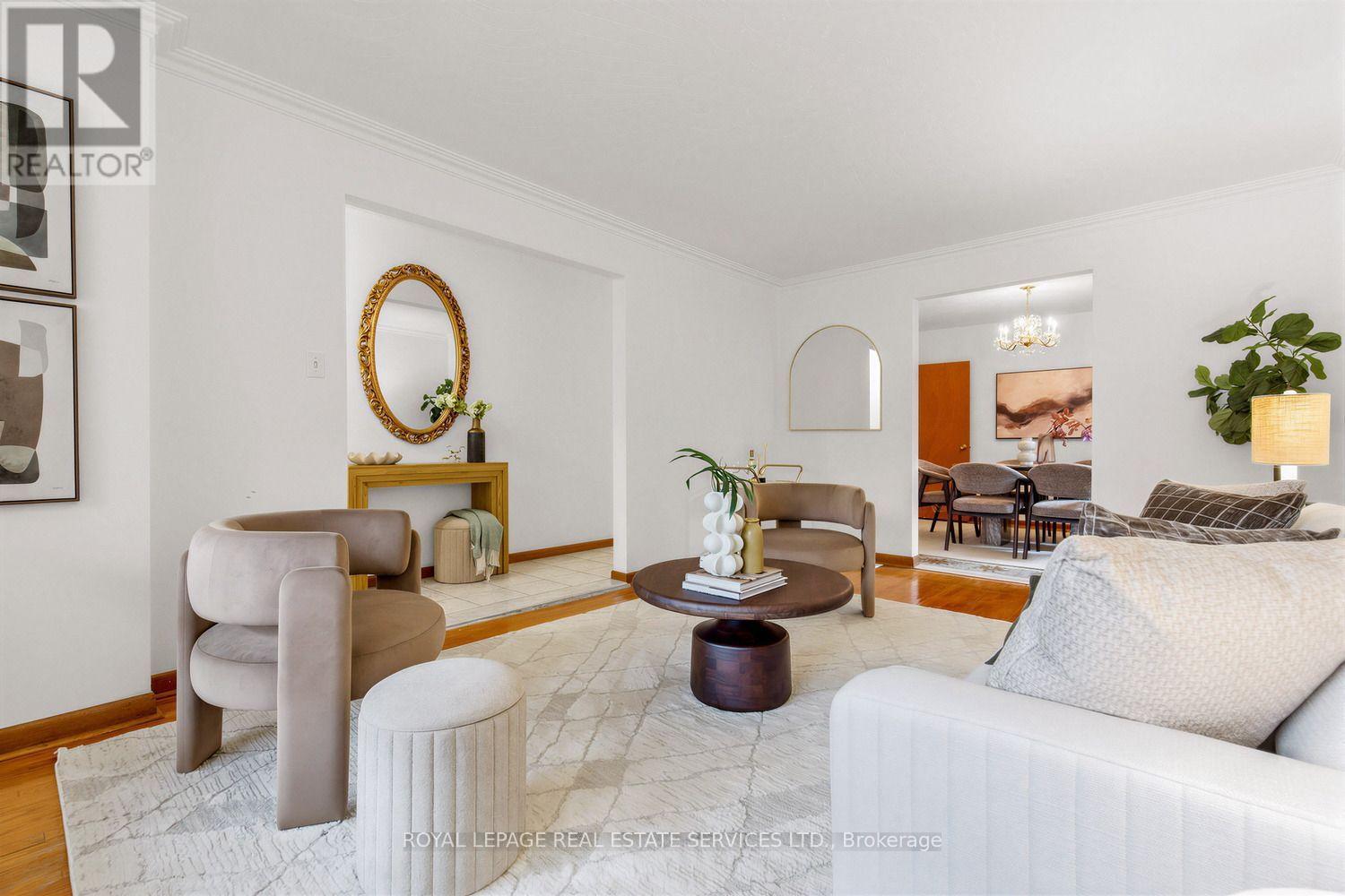 39 Albertus Avenue, Toronto, Ontario  M4R 1J5 - Photo 6 - C13861014