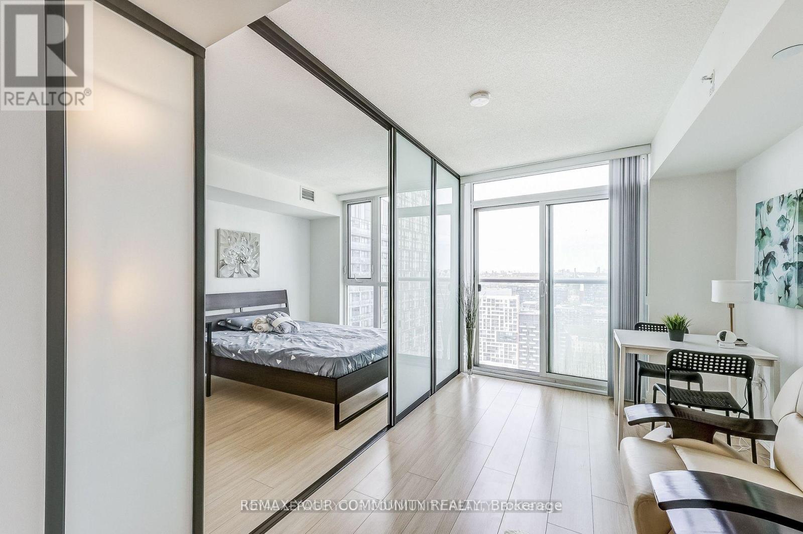 3208 - 85 Queens Wharf Road, Toronto, Ontario  M5V 0J9 - Photo 12 - C13861220