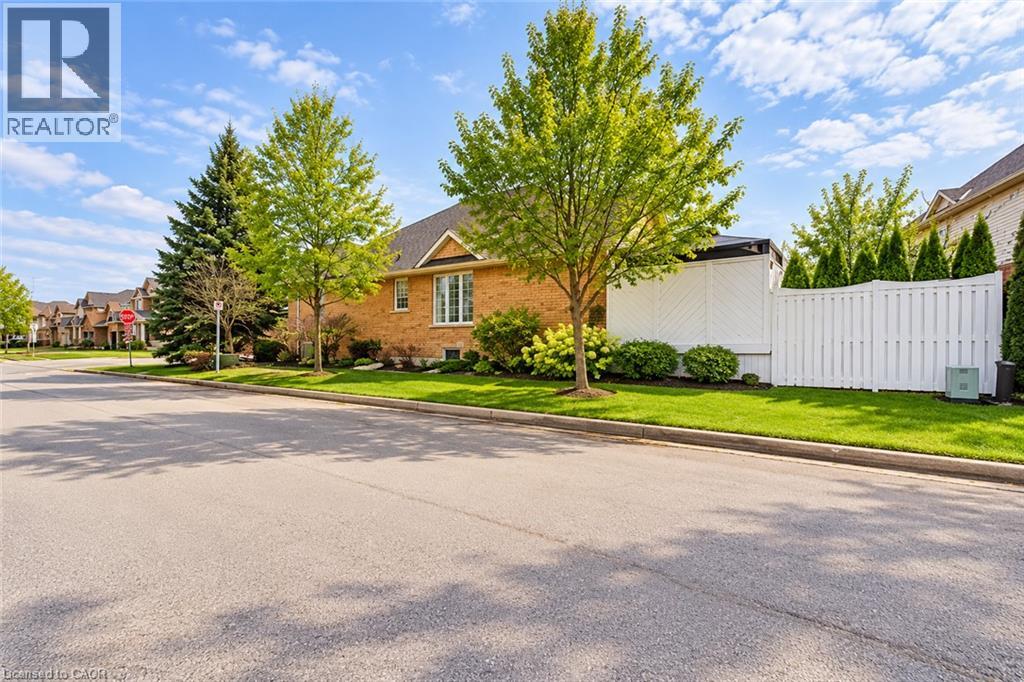 137 Pinehill Drive, Stoney Creek, Ontario  L0R 1P0 - Photo 4 - 40868831