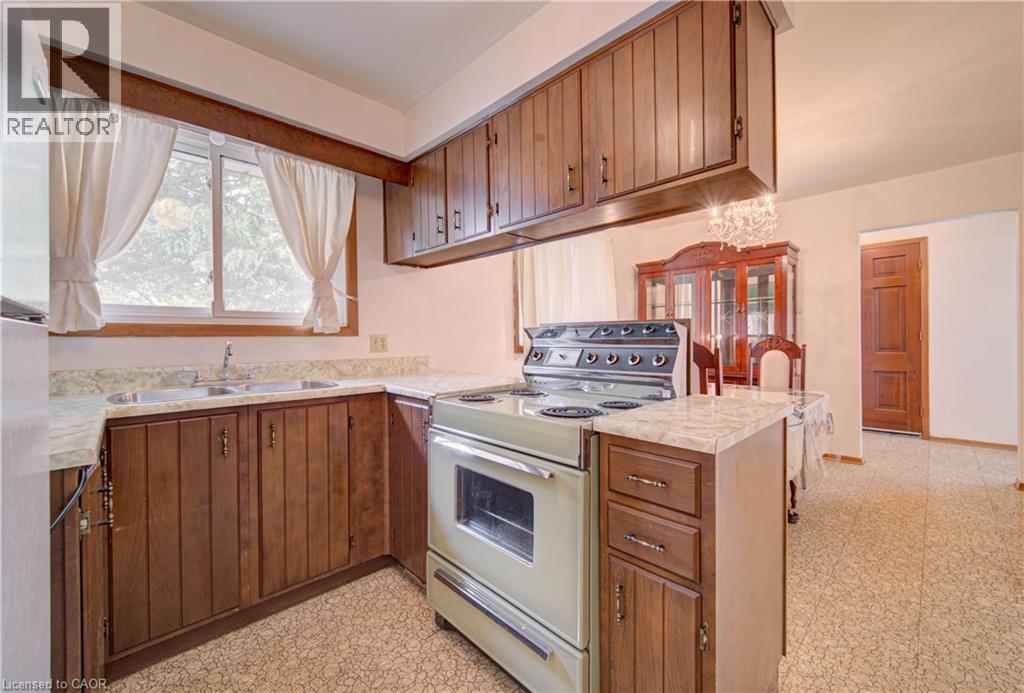 465 Herkimer Street, Hamilton, Ontario  L8P 2J4 - Photo 11 - 40868077