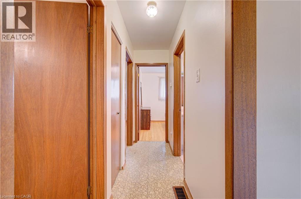 465 Herkimer Street, Hamilton, Ontario  L8P 2J4 - Photo 13 - 40868077