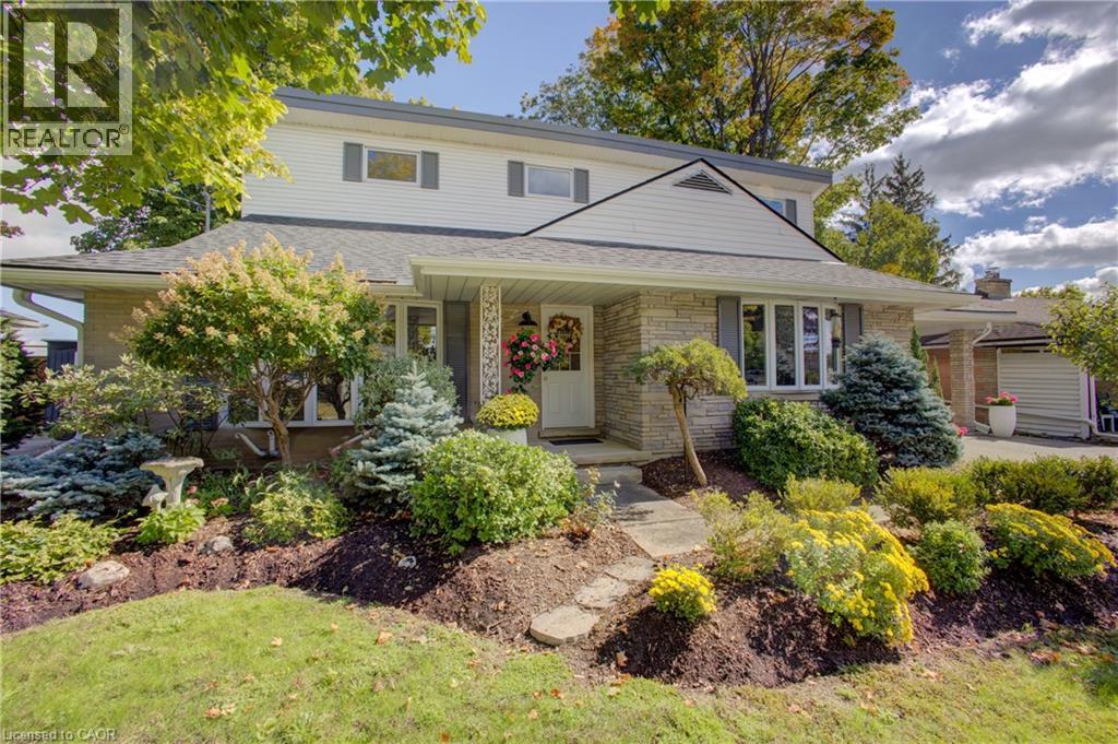 24 Valewood Place, Kitchener, Ontario  N2H 4N6 - Photo 3 - 40866834