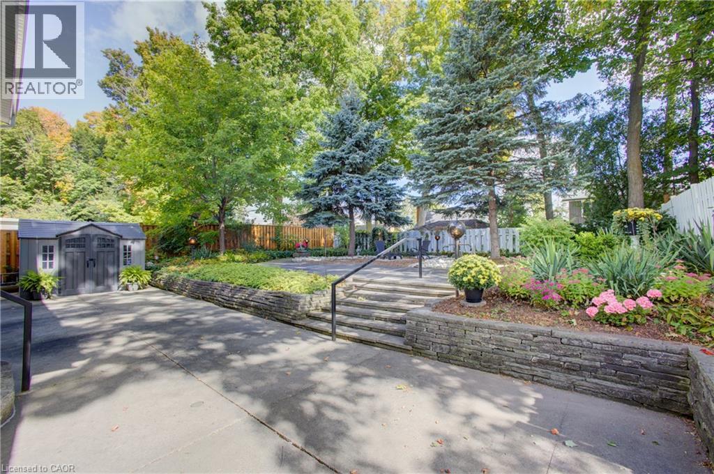 24 Valewood Place, Kitchener, Ontario  N2H 4N6 - Photo 36 - 40866834