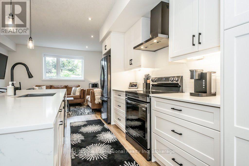 32 Duggan Lane, Guelph, Ontario  N1L 0R2 - Photo 17 - X13861180