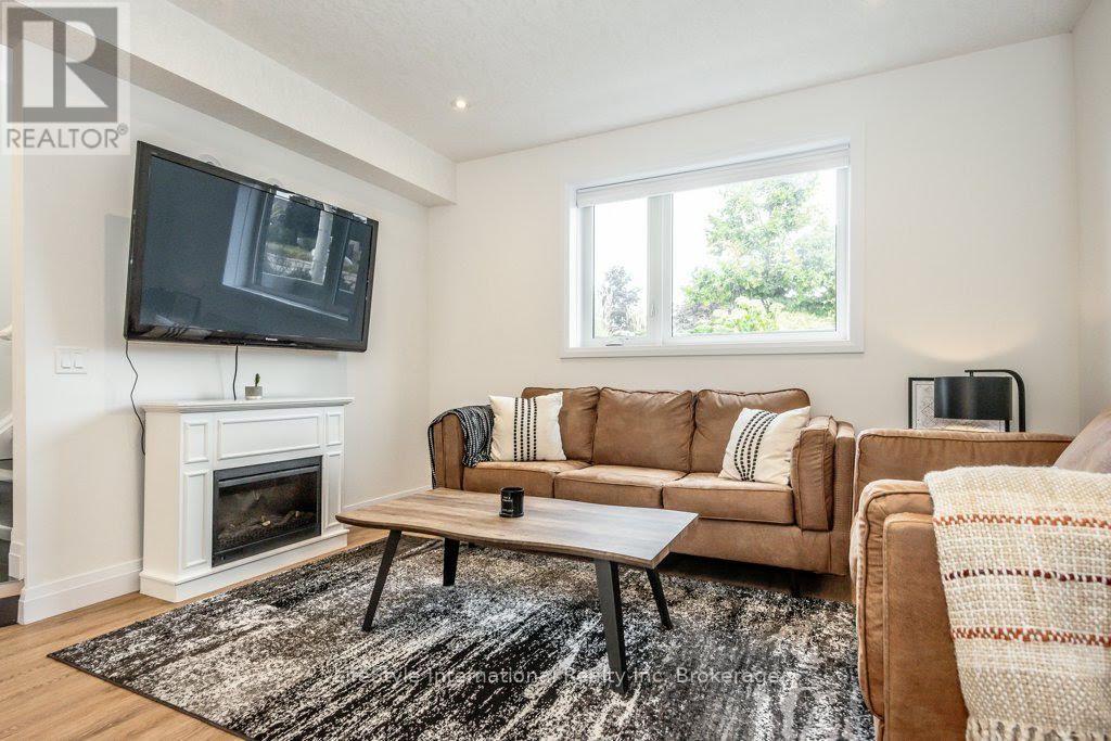 32 Duggan Lane, Guelph, Ontario  N1L 0R2 - Photo 21 - X13861180