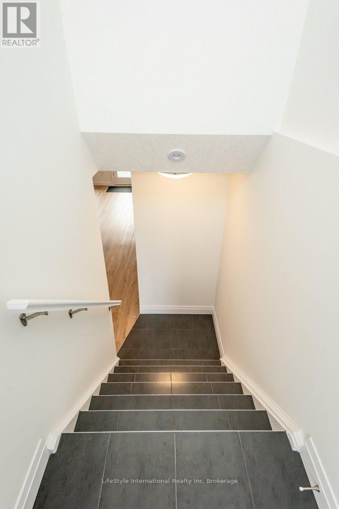 32 Duggan Lane, Guelph, Ontario  N1L 0R2 - Photo 33 - X13861180