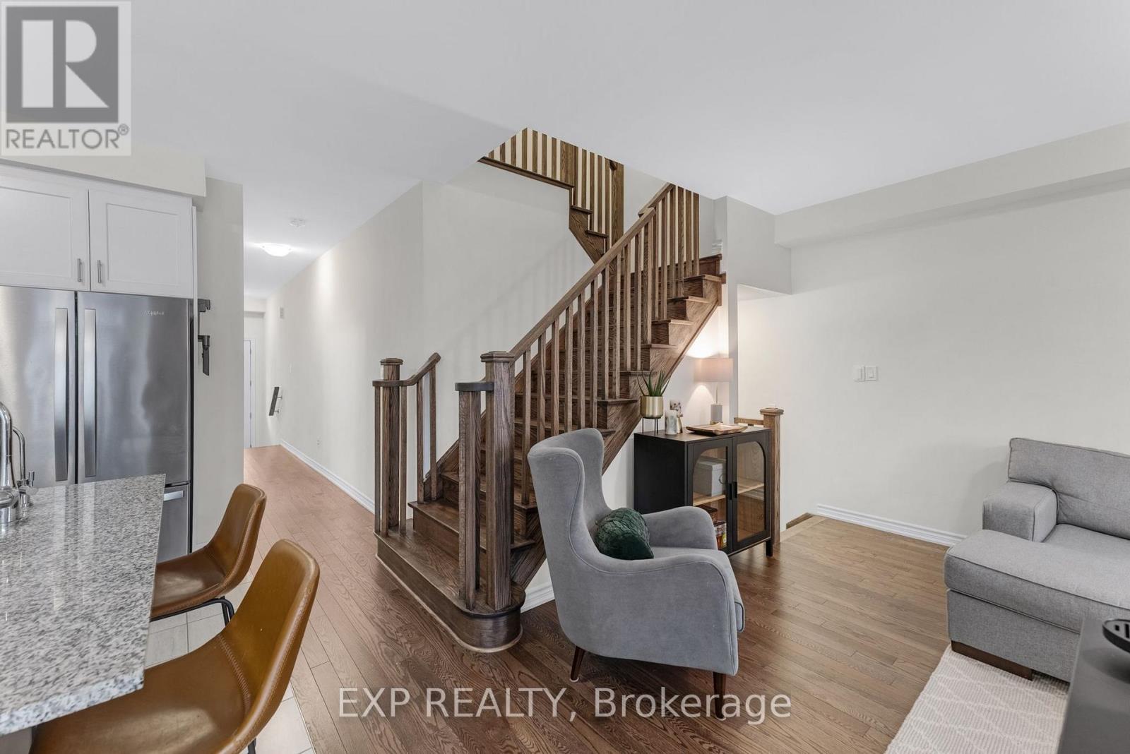 18 Hough Lane, Ajax, Ontario  L1T 0N6 - Photo 21 - E13860950
