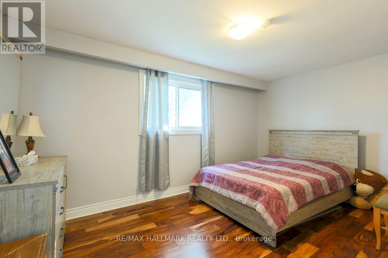5a Scotia Avenue, Toronto, Ontario  M1L 4E4 - Photo 12 - E13861056