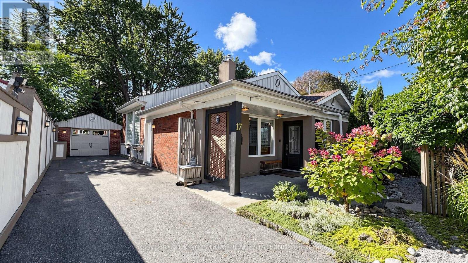17 Kecala Road, Toronto, Ontario  M1P 1K5 - Photo 1 - E13861094
