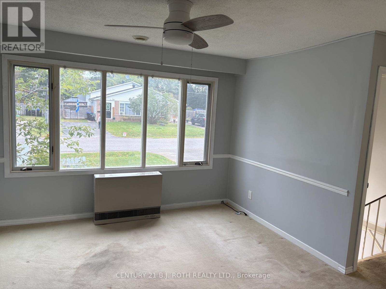 33 Beaumaur Drive, Penetanguishene, Ontario  L9M 1V7 - Photo 9 - S13716254