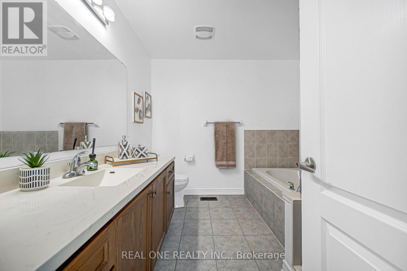 19 Begonia Street, Markham, Ontario  L6E 0N3 - Photo 28 - N13860934