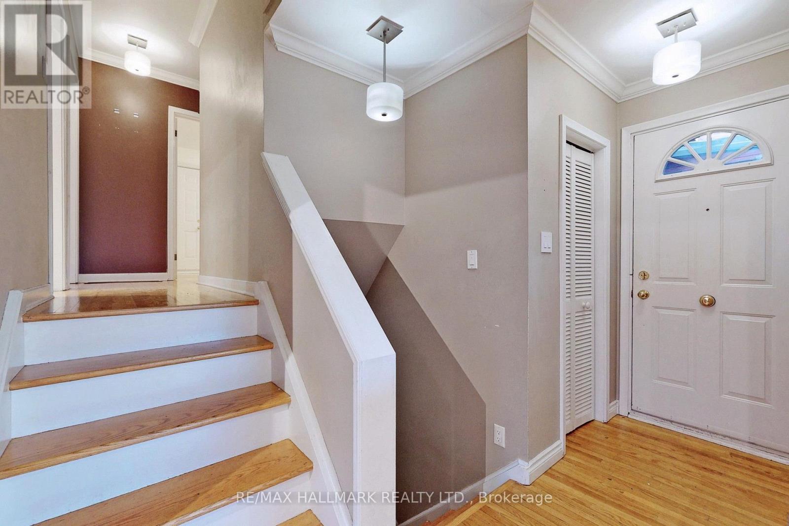 16 Knowles Crescent, Aurora, Ontario  L4G 1Z7 - Photo 11 - N13861002