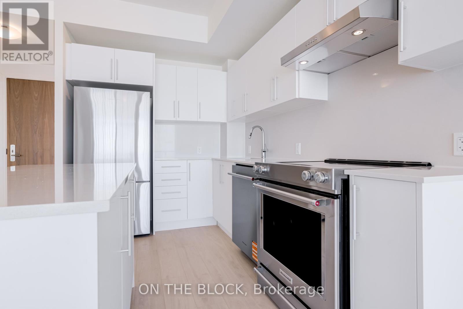 1207 - 27 Korda Gate, Vaughan, Ontario  L4K 0P6 - Photo 7 - N13861030