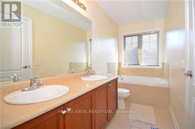 449 Lady Nadia Drive, Vaughan, Ontario  L6A 0H3 - Photo 10 - N13861068
