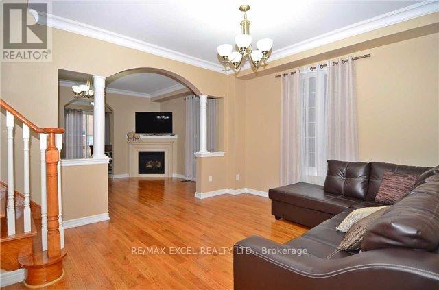 449 Lady Nadia Drive, Vaughan, Ontario  L6A 0H3 - Photo 4 - N13861068